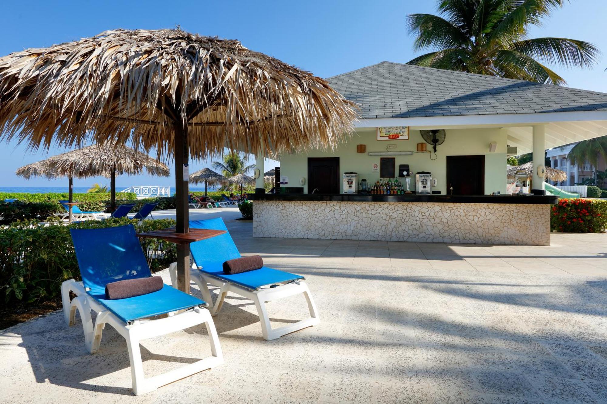 The Signature Level At Grand Palladium Lady Hamilton Resort & Spa Лусєа Екстер'єр фото