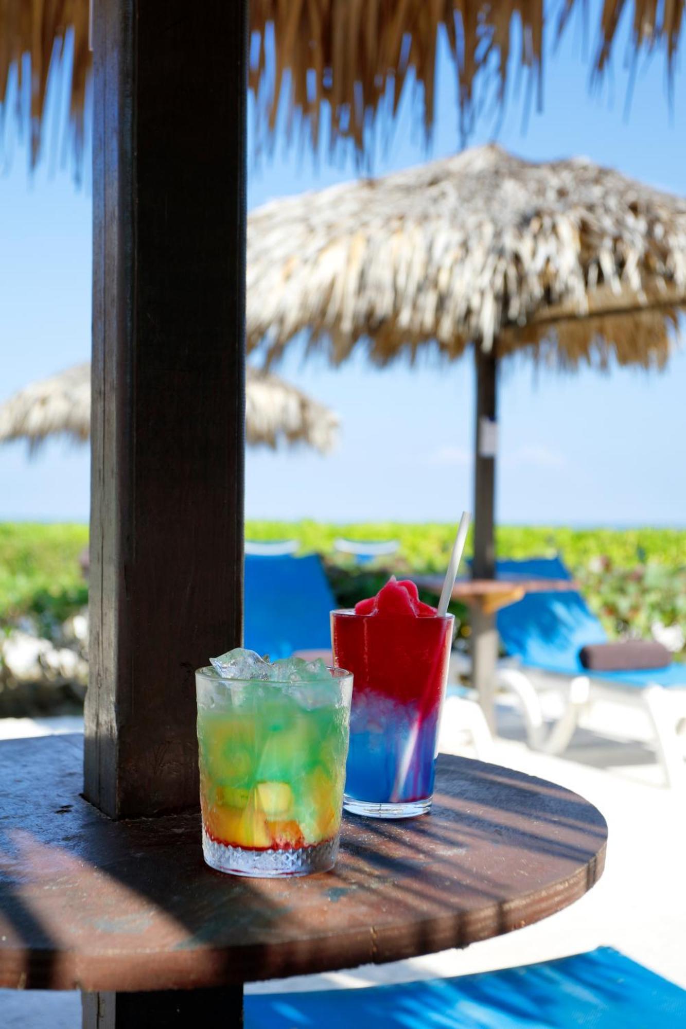 The Signature Level At Grand Palladium Lady Hamilton Resort & Spa Лусєа Екстер'єр фото