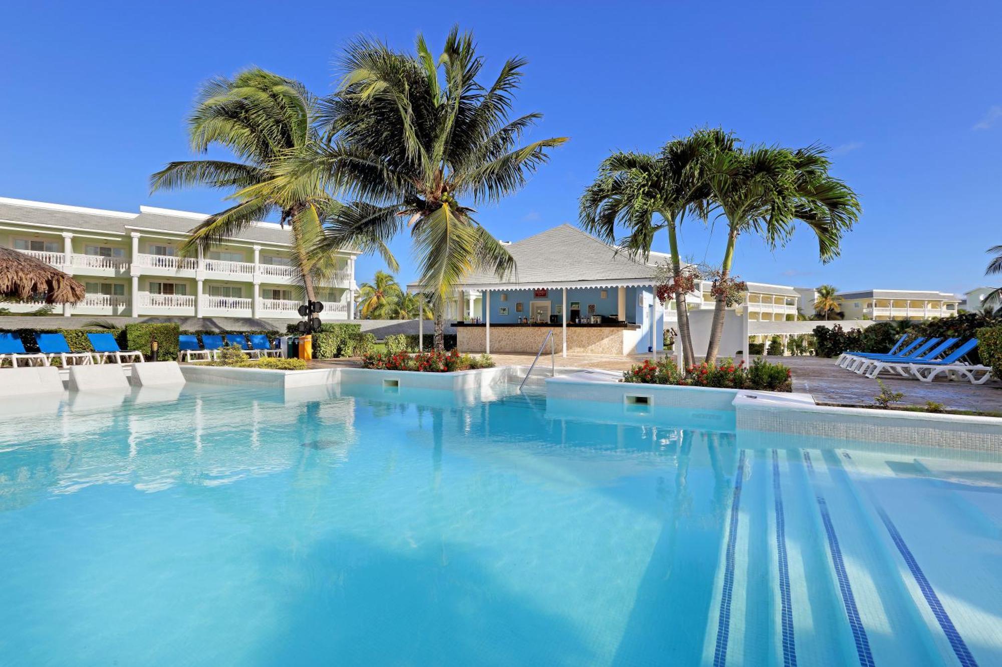 The Signature Level At Grand Palladium Lady Hamilton Resort & Spa Лусєа Екстер'єр фото