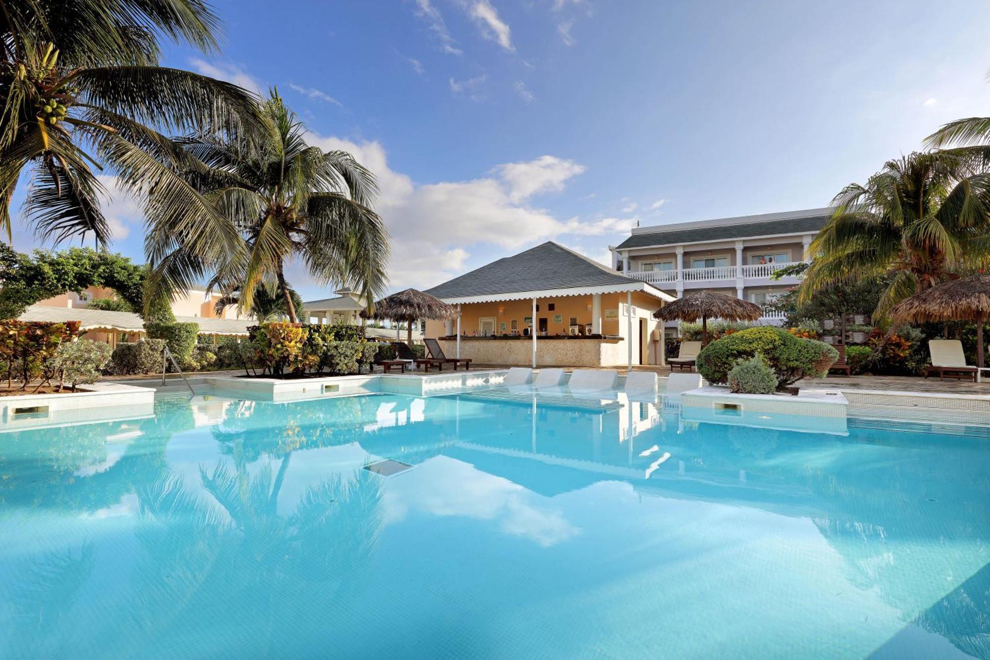 The Signature Level At Grand Palladium Lady Hamilton Resort & Spa Лусєа Екстер'єр фото